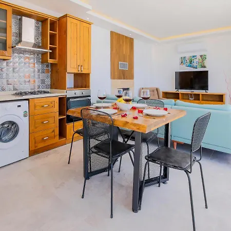 Вилла 2 Sleeps 4 Isolated Honeymoon-villa Sardunya Каш