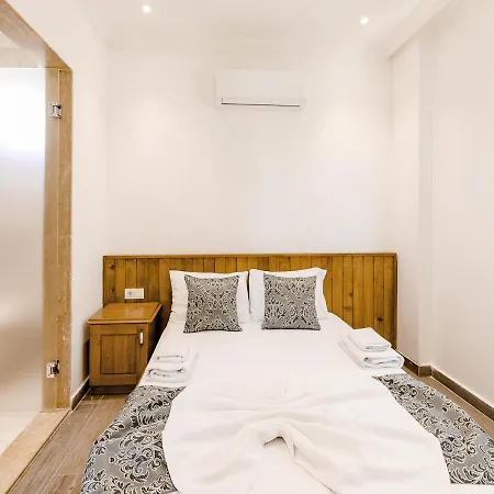 2 Sleeps 4 Isolated Honeymoon-villa Sardunya וילה